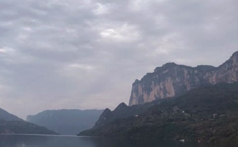 �L(zh��ng)�����{��(d��o)���~�ϼ�15ƪ